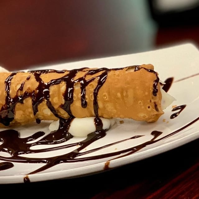 Cannoli.